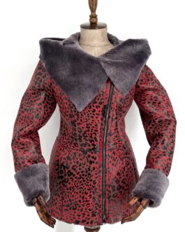 Дамско палто с качулка от мека агнешка кожа