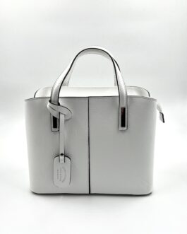 Дамска чанта от естествена кожа в бял цвят