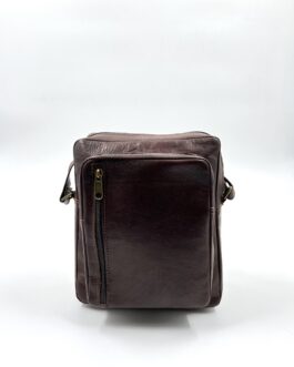 Мъжка чанта през рамо от естествена кожа в тъмнокафяво