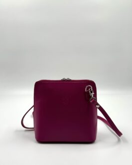 Малка дамска чанта през рамо от естествена кожа в цвят фуксия 404