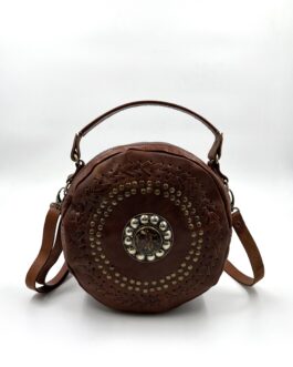 Кръгла дамска чанта с камък от естествена кожа в кафяво