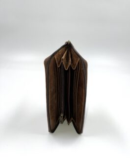 Дамски портфейл с цип от естествена кожа в кафяво
