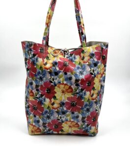 Дамска чанта тип торба от естествена кожа на цветя