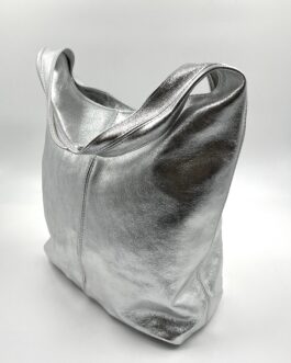 Дамска торба от естествена кожа в сребристо