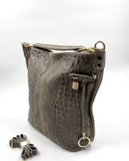 Дамска чанта от естествен велур с ефектна кроко щампа в цвят визон 0196