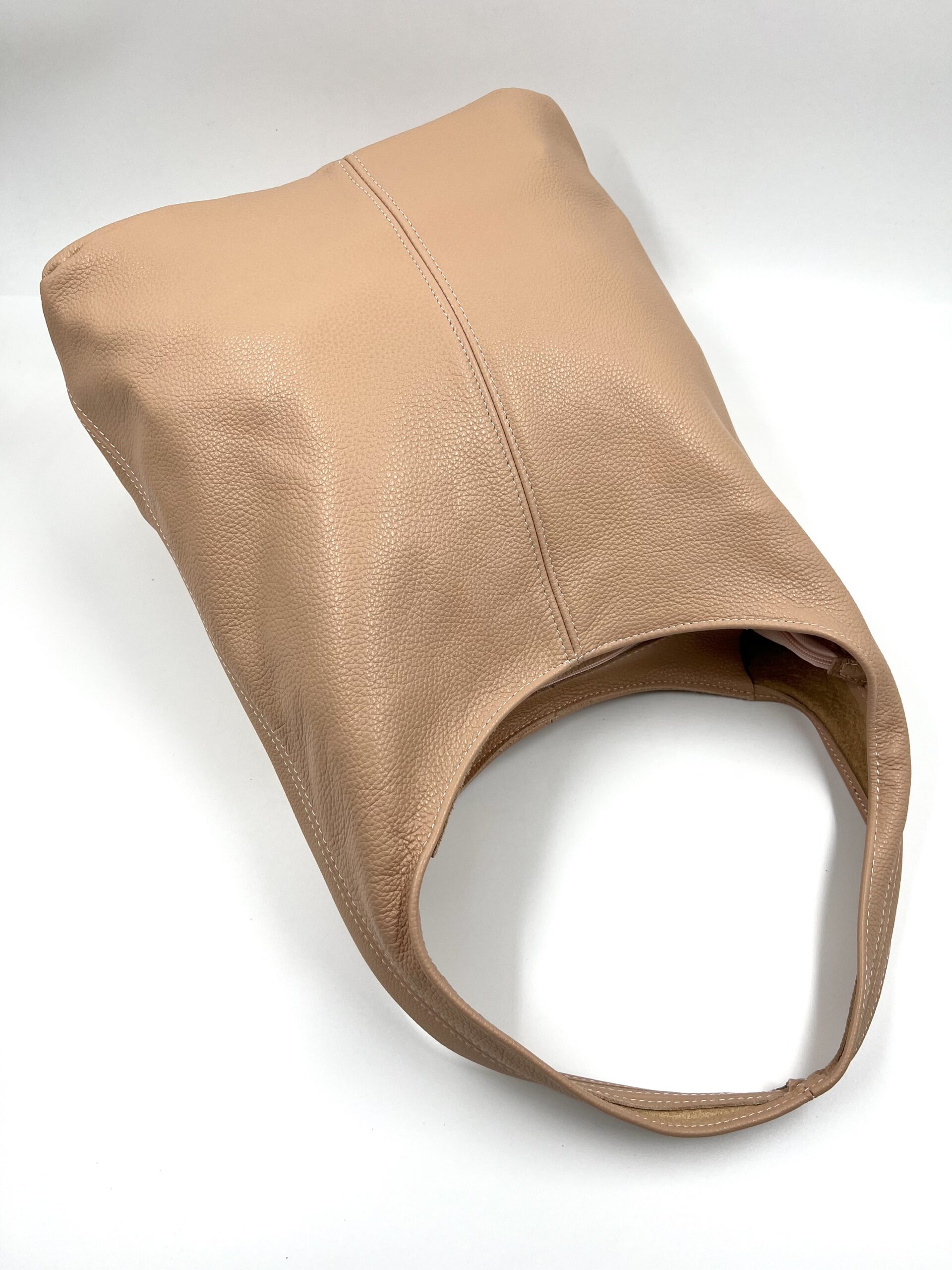 B977508A-E2B3-4D7F-B3E7-BC4CD6AA6B3F