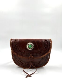 Мароканска чанта през рамо от естествена кожа с зелен камък 0212