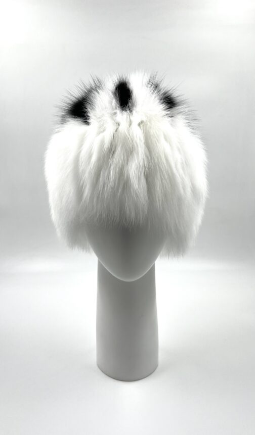 бяла дамска шапка от естествен косъм на лисица лукс кожени изделия габрово