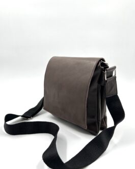Мъжка чанта през рамо от естествена кожа в тъмнокафяв цвят 544