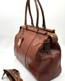 Стилна винтидж пътна чанта от естествена кожа в цвят коняк