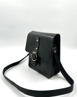 Винтидж чанта през рамо от естествена кожа в черно 0351