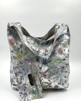 Дамска торба от естествена кожа в цвят сребро с цветя