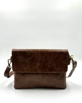 Дамска чанта през рамо от естествена кожа в кафяво 03015