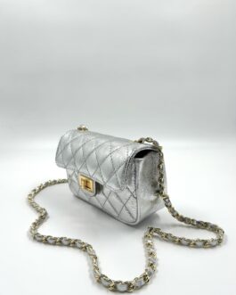 Луксозна малка чанта от естествена кожа в сребристо