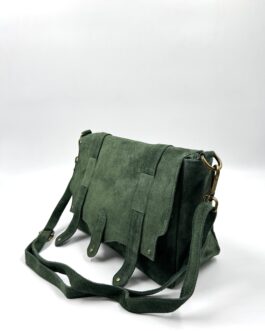 Дамска чанта през рамо от естествен велур в зелено 1237