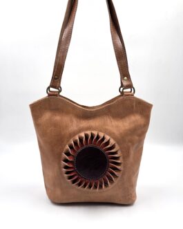 Дамска чанта със слънце от естествена кожа натурал 01920