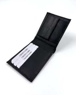 Мъжки портфейл от естествена кожа в черно 0936