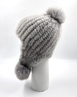 Дамска шапка от естествен косъм на норка с три помпона в сиво 2