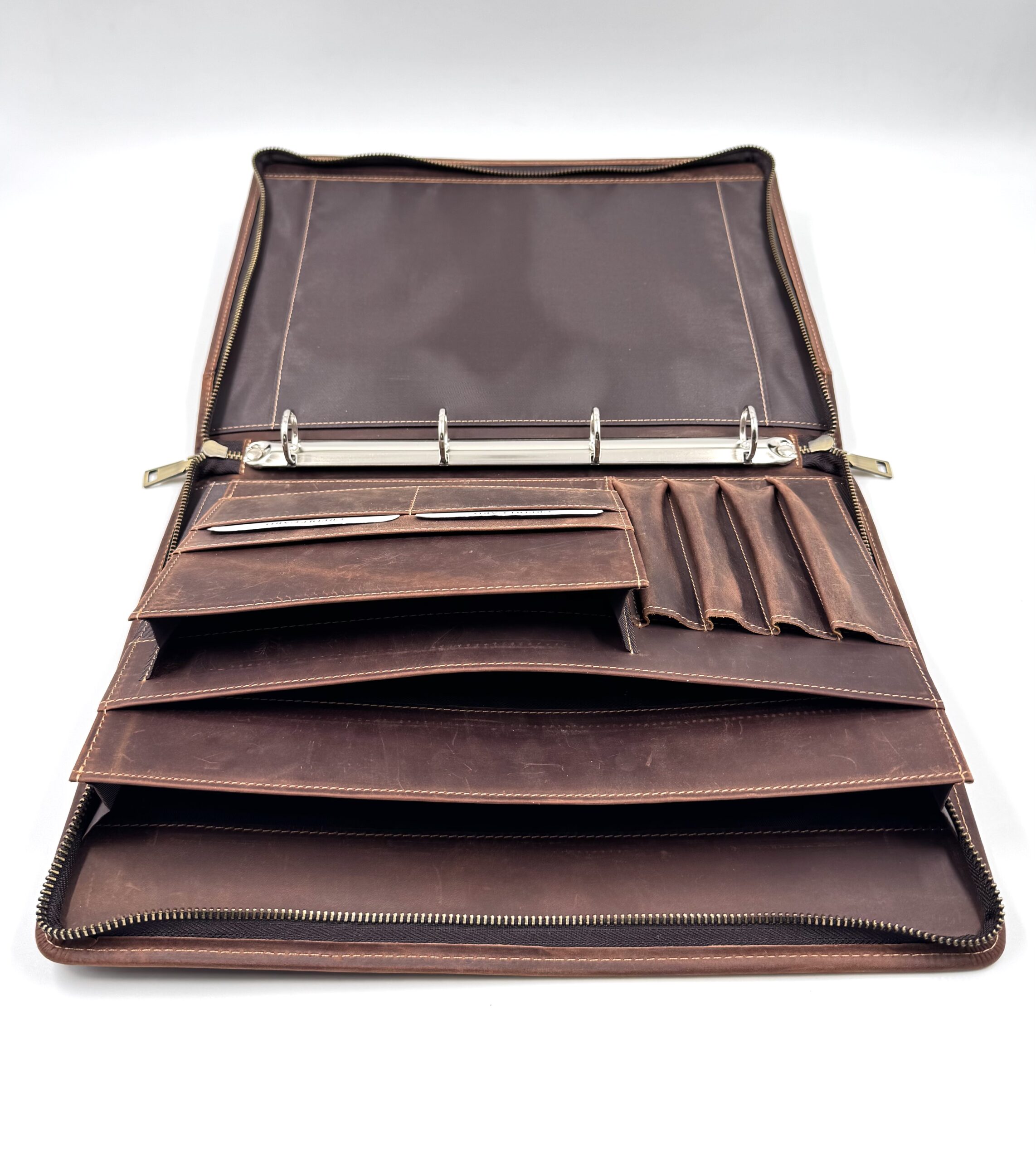 IMG_3884 Скъп подарък за мъж папка от естествена кожа