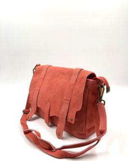 Дамска чанта през рамо от естествен велур в цвят сьомга 1237