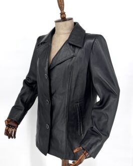 Дамско класическо сако от естествена агнешка кожа в черно