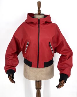 Дамско късо яке с качулка от естествена кожа в червено