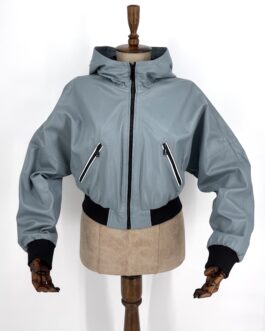 Дамско късо яке с качулка от естествена кожа в синьо